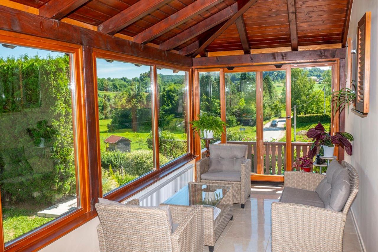 Holiday Home Mare Near River Karlovac Eksteriør billede
