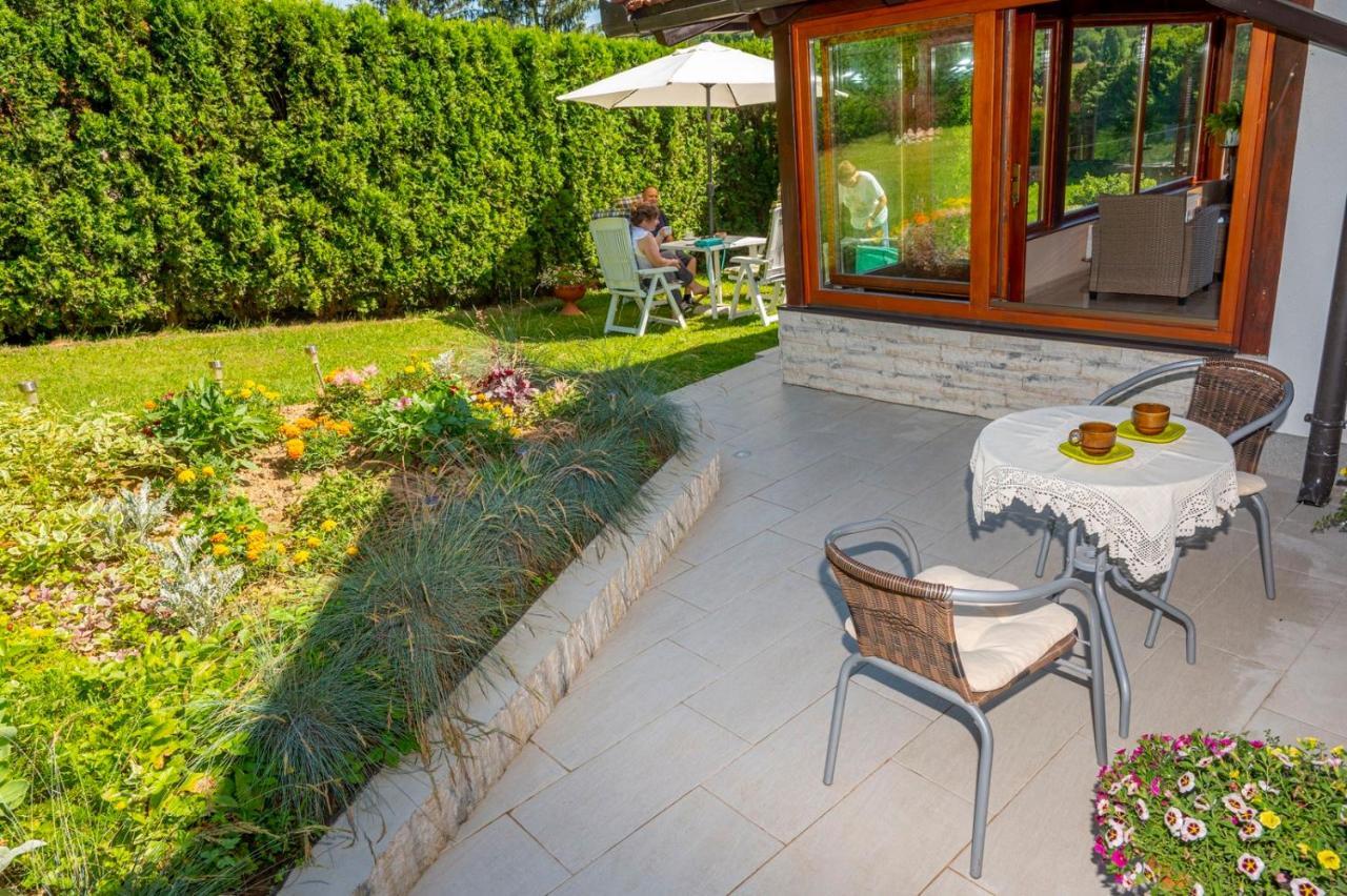 Holiday Home Mare Near River Karlovac Eksteriør billede